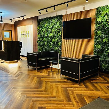 Ilford Grand Hotel Екстериор снимка