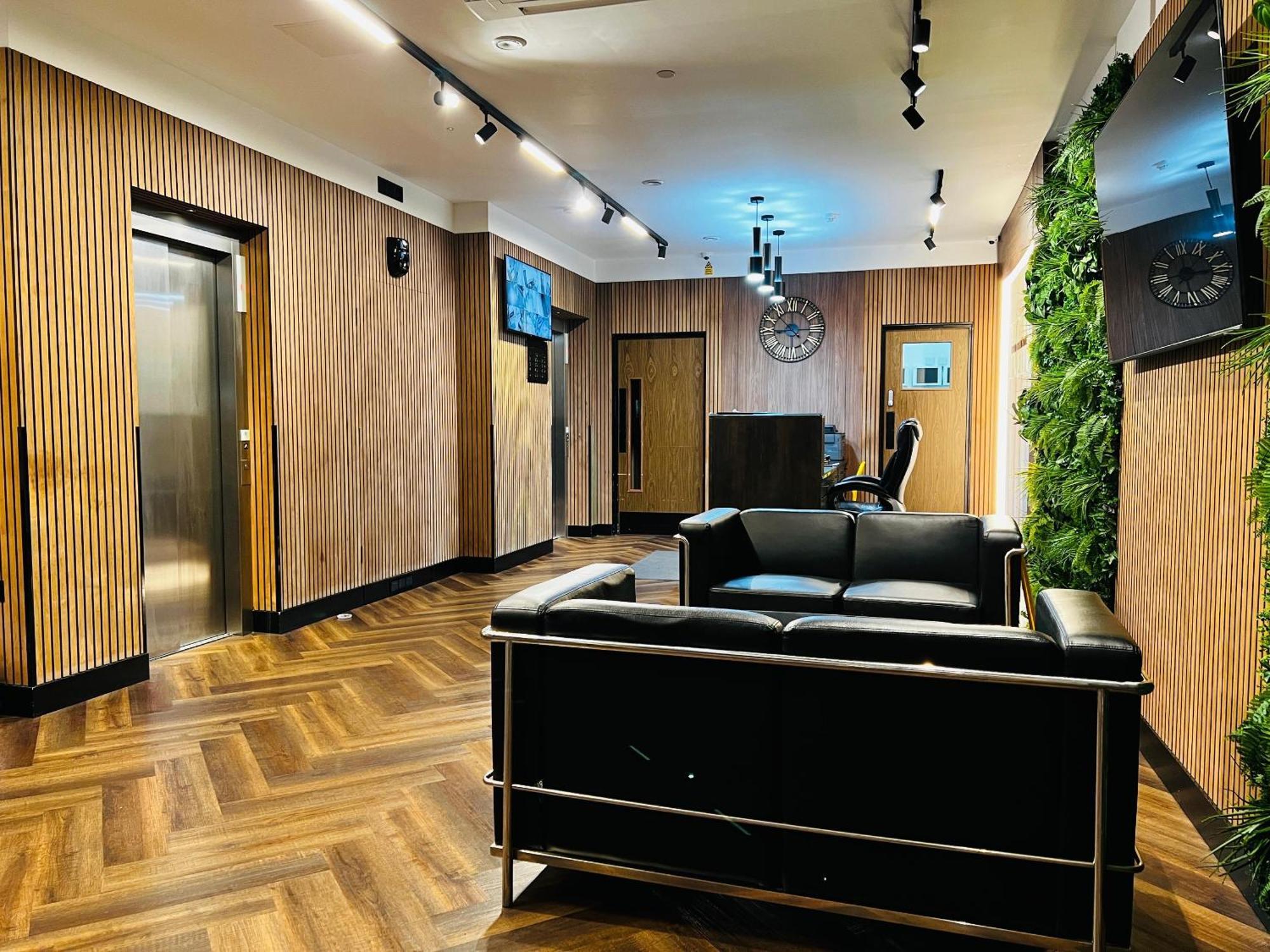 Ilford Grand Hotel Екстериор снимка